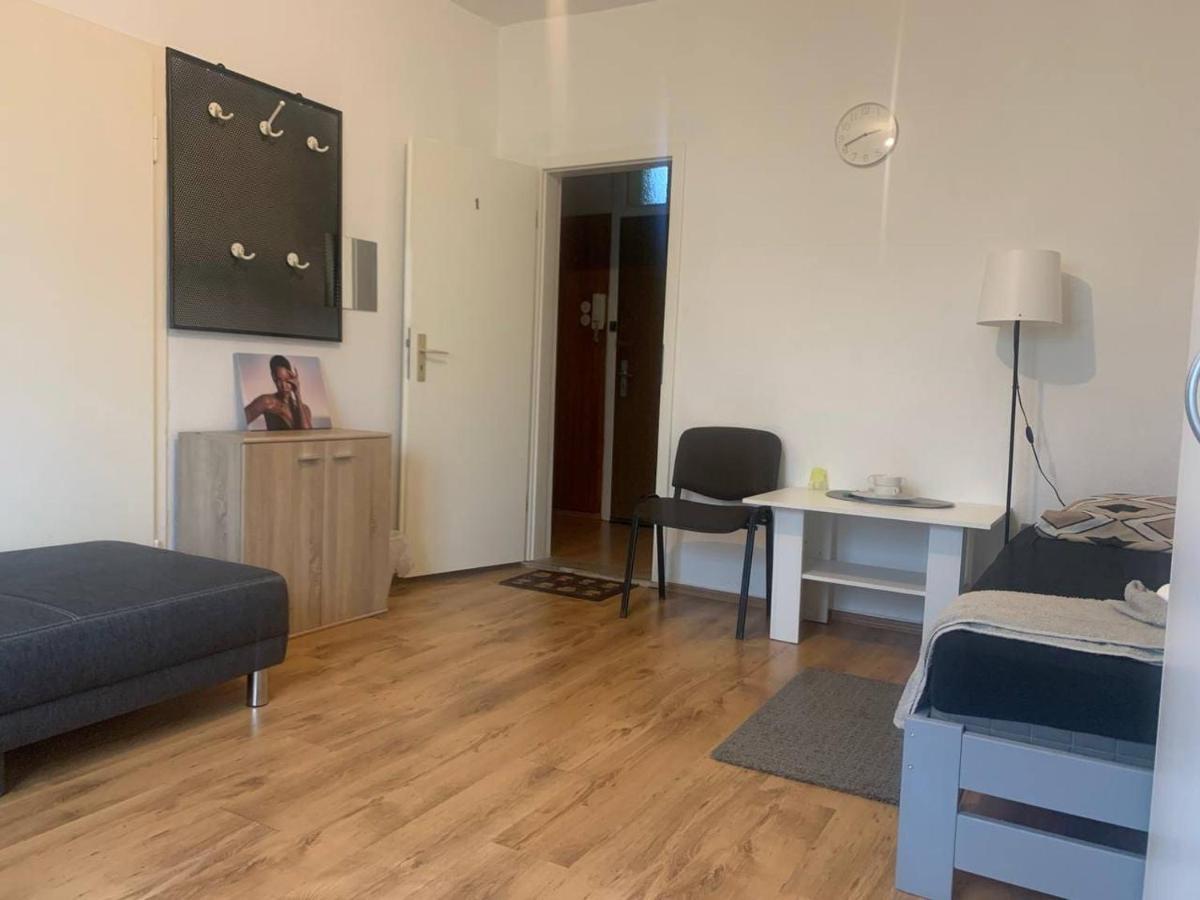 Apartament Hotel Limon Есен Екстериор снимка