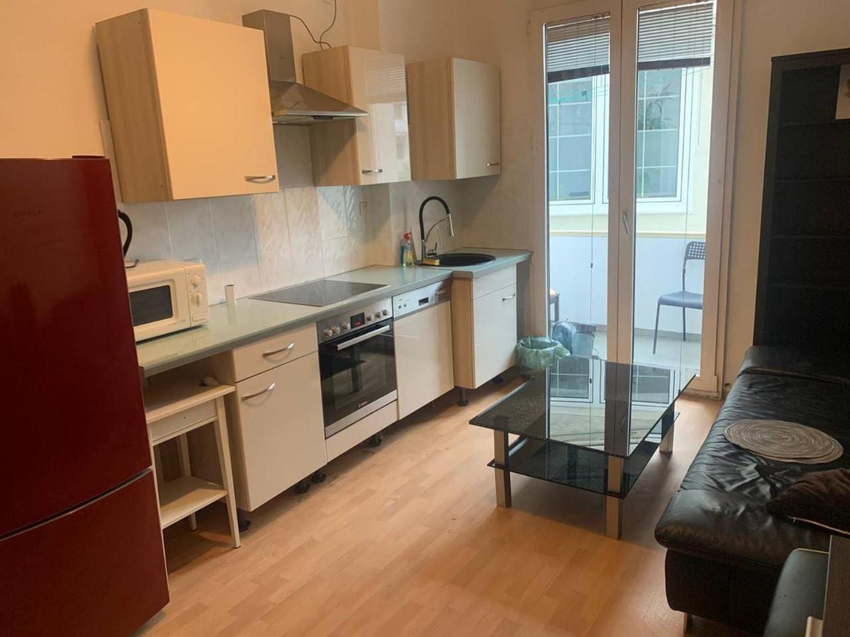 Apartament Hotel Limon Есен Екстериор снимка